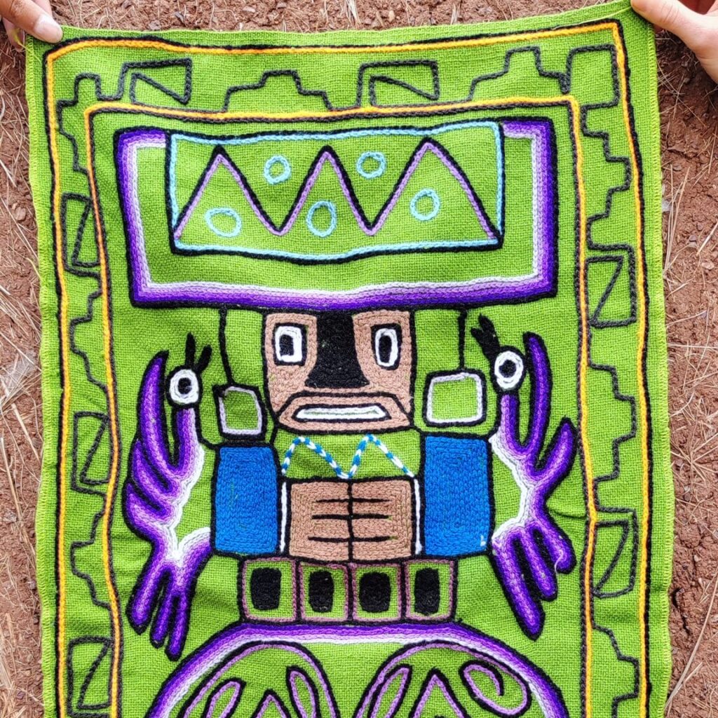 אומנות קיר רקומה