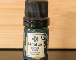 שמן אתרי בלו לוטוס