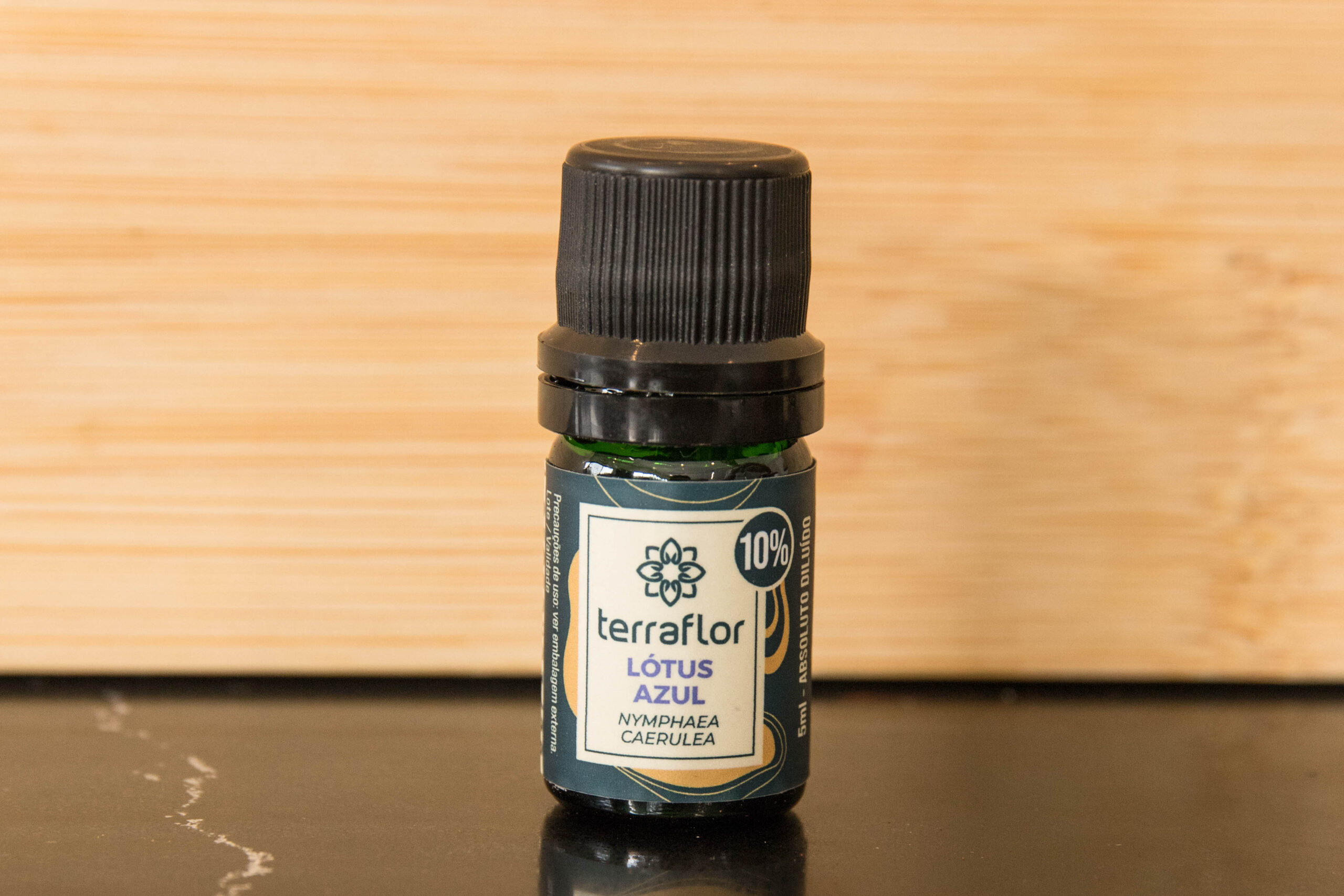 שמן אתרי בלו לוטוס – תמונה 3