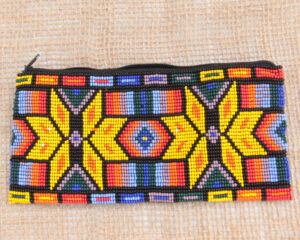 ארנק מדיסין חרוזים- אמנות שבטית