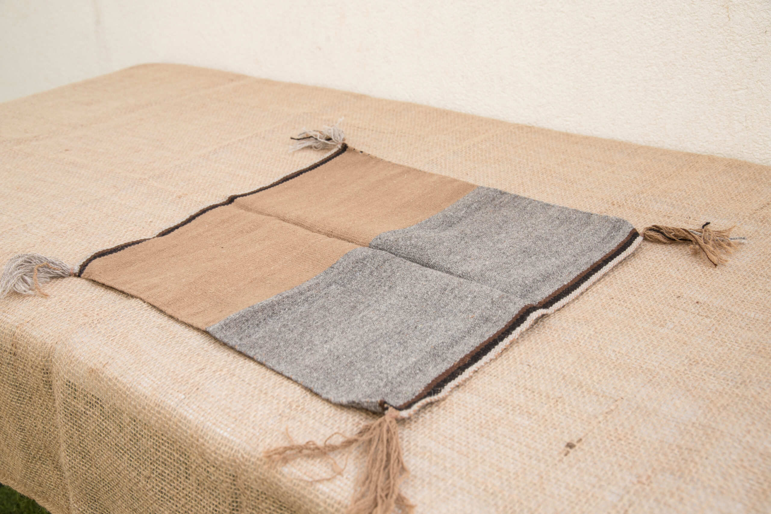 בד רקמה לאלטר – תמונה 4