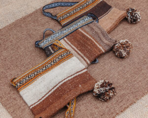 תיק מדיסין "פלור דה טרה" מצמר אלפקה